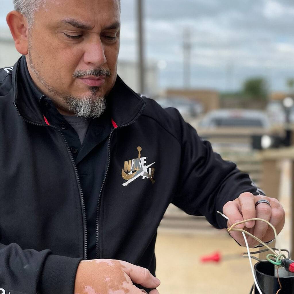 San Antonio Electricians